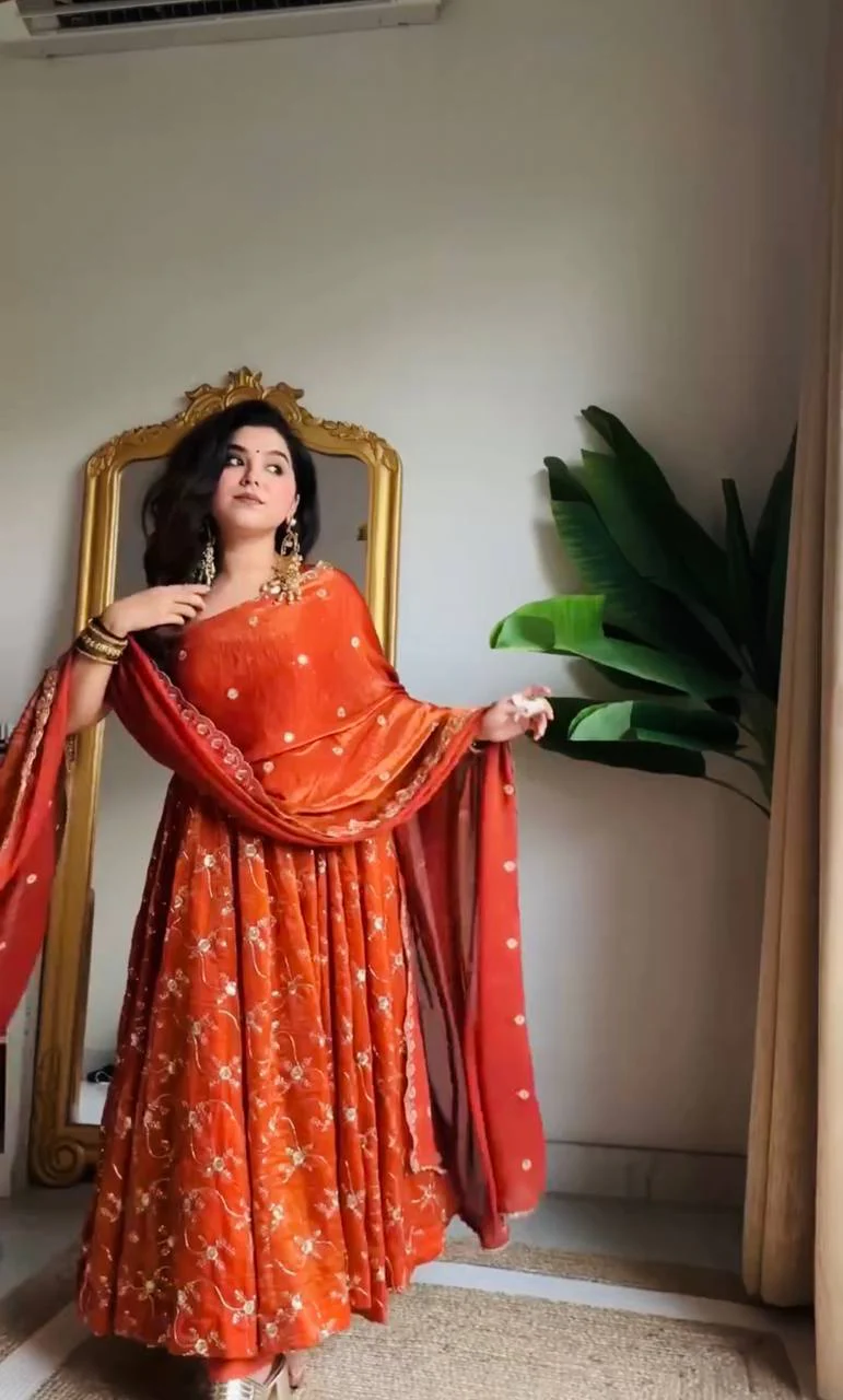 Masoom-TD Heavy Fendy Silk Designer Anarkali with Thread and Sequin Work - Image 3