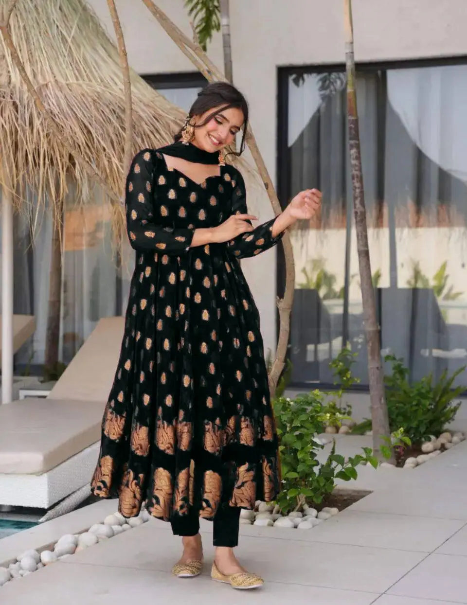 Aachal-VL- Heavy Faux Georgette Top bottom set - Image 12